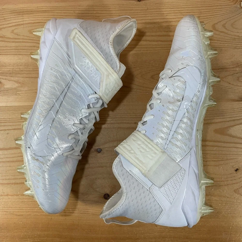 Nike Alpha Menace Pro 2 Mid Football Cleats Men’s 15 White Chrome AQ3209-109